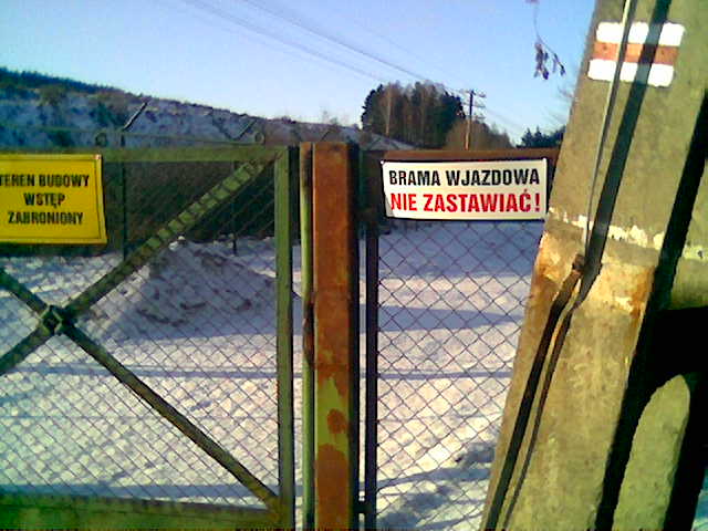 Czerwony Szlak Kaszubski, Krzeszna, 29.12.2009. Fot. (telefonem) Magdalena Zielony